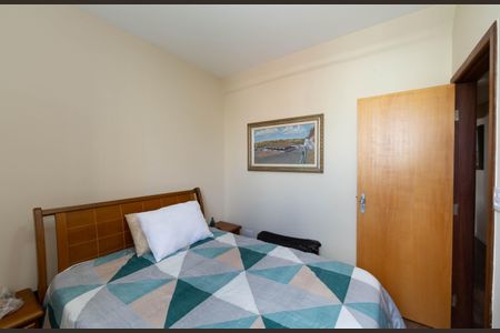 Apartamento à venda com 259m², 3 quartos e 2 vagas Apartamento à venda com 259m², 3 quartos e 2 vagasQUARTO2