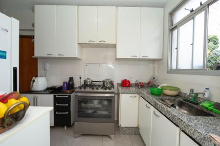 Apartamento à venda com 259m², 3 quartos e 2 vagas Apartamento à venda com 259m², 3 quartos e 2 vagasCOZINHA