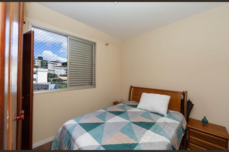 Apartamento à venda com 259m², 3 quartos e 2 vagas Apartamento à venda com 259m², 3 quartos e 2 vagasQUARTO2