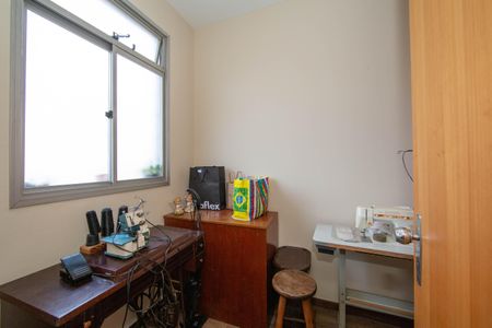 Apartamento à venda com 259m², 3 quartos e 2 vagas Apartamento à venda com 259m², 3 quartos e 2 vagasQUARTO DE EMPREGADA