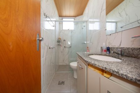 Apartamento à venda com 259m², 3 quartos e 2 vagas Apartamento à venda com 259m², 3 quartos e 2 vagasBANHEIRO1