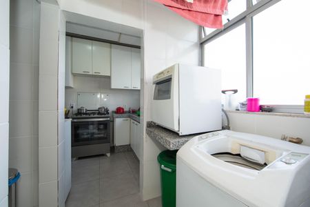 Apartamento à venda com 259m², 3 quartos e 2 vagas Apartamento à venda com 259m², 3 quartos e 2 vagasAREA DE SERVICO