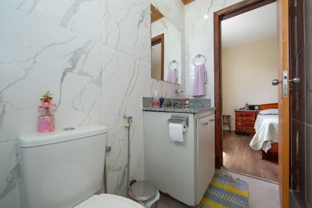 Apartamento à venda com 259m², 3 quartos e 2 vagas Apartamento à venda com 259m², 3 quartos e 2 vagasBANHEIRO1