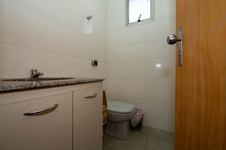 Apartamento à venda com 259m², 3 quartos e 2 vagas Apartamento à venda com 259m², 3 quartos e 2 vagasBANHEIRO2