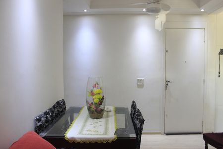Apartamento à venda com 45m², 2 quartos e sem vagaSala 