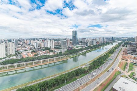 Apartamento à venda com 185m², 3 quartos e 3 vagasSuite 1 - Varanda - Vista