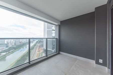 Apartamento à venda com 185m², 3 quartos e 3 vagasSuite 1 - Varanda