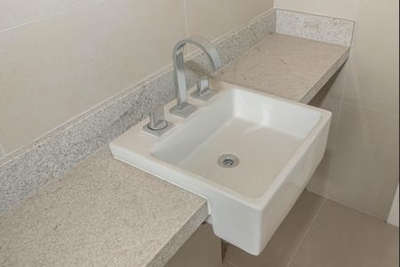 Apartamento para alugar com 141m², 3 quartos e 2 vagasBanheiro da Suíte 2