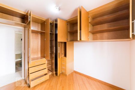 Apartamento à venda com 58m², 2 quartos e 1 vagaQuarto 2