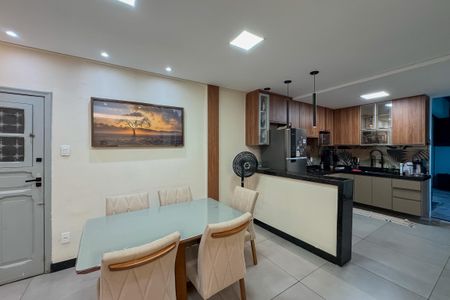 Apartamento à venda com 2 quartos, 103m² em Lagoinha, Belo Horizonte