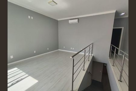 Casa de condomínio para alugar com 282m², 5 quartos e 2 vagasSala