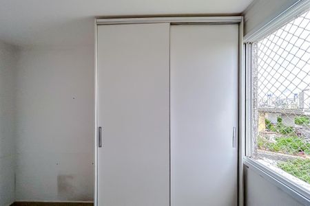 Apartamento à venda com 66m², 2 quartos e 1 vagaQuarto 2 - Armários