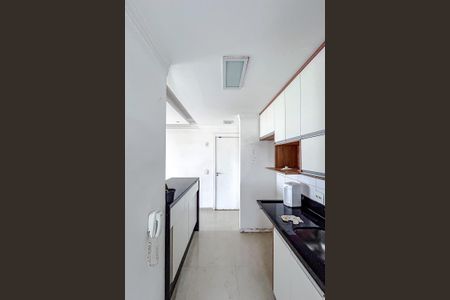 Apartamento à venda com 66m², 2 quartos e 1 vagaCozinha