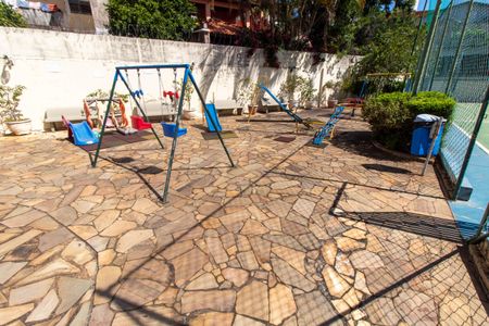 Apartamento à venda com 83m², 3 quartos e 1 vagaÁREA COMUM - PLAYGROUND