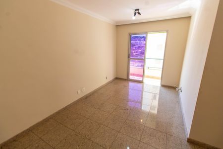Apartamento à venda com 83m², 3 quartos e 1 vagaSALA