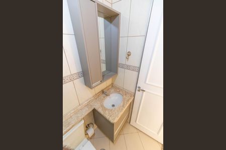 Apartamento à venda com 83m², 3 quartos e 1 vagaBANHEIRO