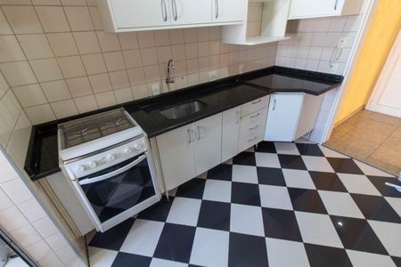 Apartamento à venda com 83m², 3 quartos e 1 vagaCOZINHA