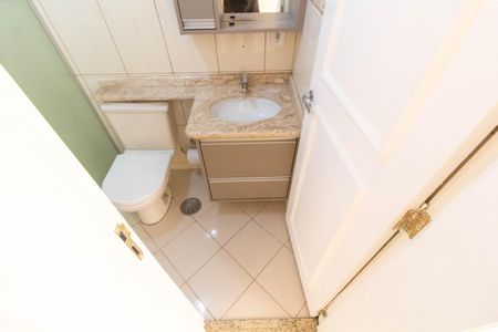 Apartamento à venda com 83m², 3 quartos e 1 vagaBANHEIRO