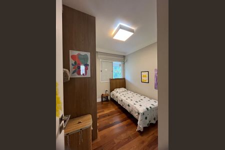 Quarto de apartamento à venda com 3 quartos, 90m² em Jardim Ester, São Paulo