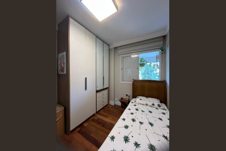 Quarto de apartamento à venda com 3 quartos, 90m² em Jardim Ester, São Paulo