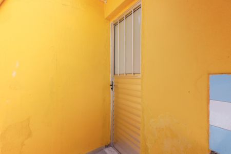 Casa para alugar com 38m², 1 quarto e sem vagaÁrea de Serviço