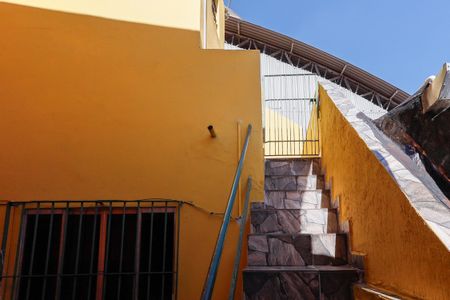 Casa para alugar com 38m², 1 quarto e sem vagaEscada