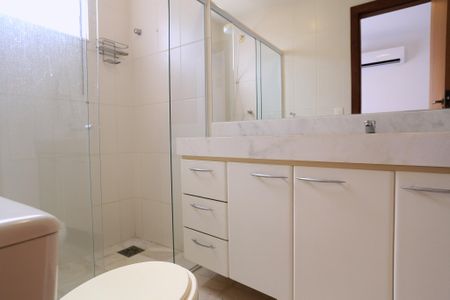 Apartamento à venda com 100m², 3 quartos e 2 vagasBanheiro da Suíte