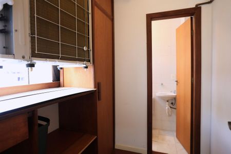 Apartamento à venda com 100m², 3 quartos e 2 vagasQuarto de Serviço