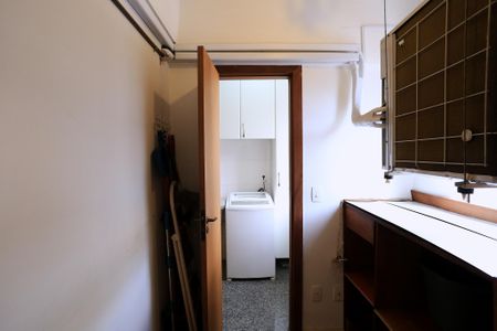Apartamento à venda com 100m², 3 quartos e 2 vagasQuarto de Serviço