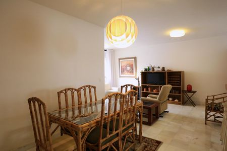 Sala de apartamento à venda com 3 quartos, 100m² em Sion, Belo Horizonte