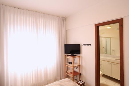 Apartamento à venda com 100m², 3 quartos e 2 vagasSuíte