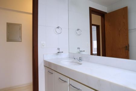 Apartamento à venda com 100m², 3 quartos e 2 vagasBanheiro