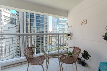 Apartamento à venda com 73m², 2 quartos e 1 vaga Apartamento à venda com 73m², 2 quartos e 1 vagaSacada