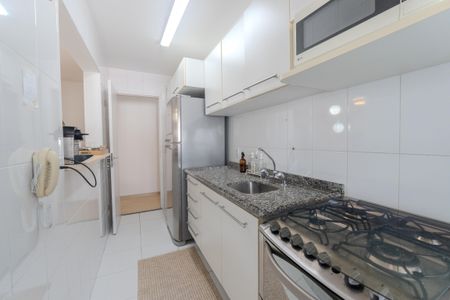 Apartamento à venda com 73m², 2 quartos e 1 vaga Apartamento à venda com 73m², 2 quartos e 1 vagaCozinha