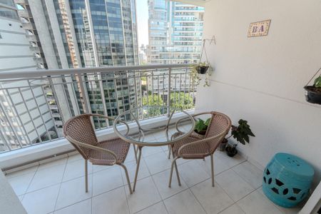 Apartamento à venda com 73m², 2 quartos e 1 vaga Apartamento à venda com 73m², 2 quartos e 1 vagaSacada