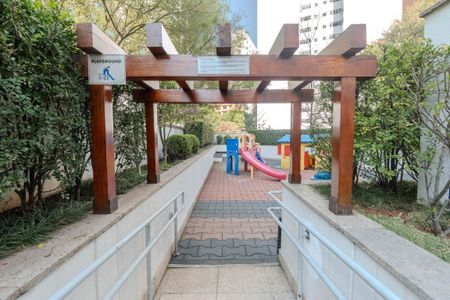 Apartamento à venda com 73m², 2 quartos e 1 vaga Apartamento à venda com 73m², 2 quartos e 1 vagaÁrea comum - Playground