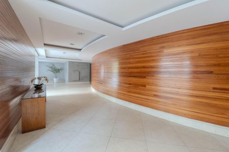Apartamento à venda com 73m², 2 quartos e 1 vaga Apartamento à venda com 73m², 2 quartos e 1 vagaHall de entrada