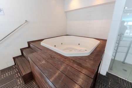 Apartamento à venda com 73m², 2 quartos e 1 vaga Apartamento à venda com 73m², 2 quartos e 1 vagaÁrea comum