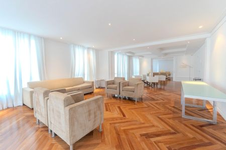 Apartamento à venda com 73m², 2 quartos e 1 vaga Apartamento à venda com 73m², 2 quartos e 1 vagaÁrea comum - Salão de festas