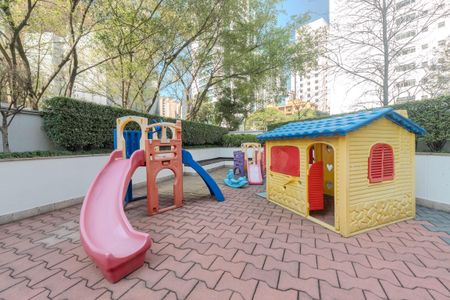 Apartamento à venda com 73m², 2 quartos e 1 vaga Apartamento à venda com 73m², 2 quartos e 1 vagaÁrea comum - Playground