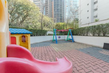 Apartamento à venda com 73m², 2 quartos e 1 vaga Apartamento à venda com 73m², 2 quartos e 1 vagaÁrea comum - Playground