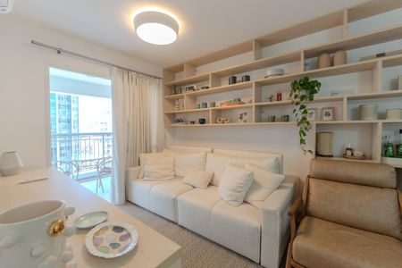 Apartamento à venda com 73m², 2 quartos e 1 vaga Apartamento à venda com 73m², 2 quartos e 1 vagaSala