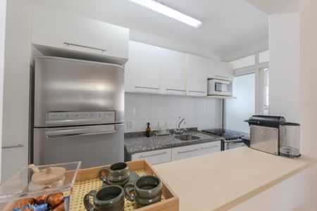 Apartamento à venda com 73m², 2 quartos e 1 vaga Apartamento à venda com 73m², 2 quartos e 1 vagaCozinha