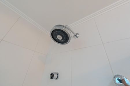 Apartamento à venda com 73m², 2 quartos e 1 vaga Apartamento à venda com 73m², 2 quartos e 1 vagaBanheiro