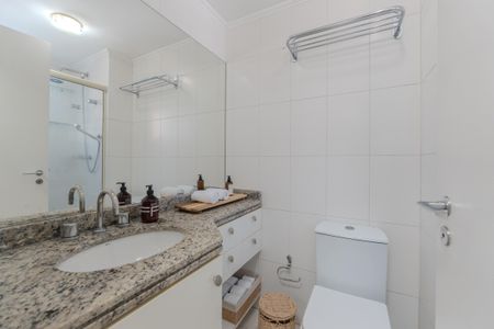 Apartamento à venda com 73m², 2 quartos e 1 vaga Apartamento à venda com 73m², 2 quartos e 1 vagaBanheiro da Suíte 1