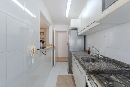 Apartamento à venda com 73m², 2 quartos e 1 vaga Apartamento à venda com 73m², 2 quartos e 1 vagaCozinha