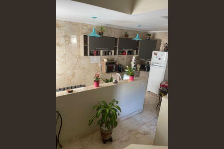 Casa para alugar com 3 quartos, 178m² em Vila Campesina, Osasco