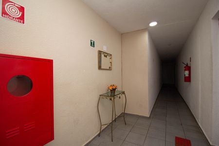 Apartamento à venda com 42m², 2 quartos e sem vagaHall social