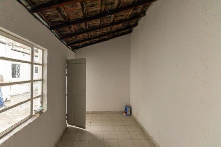 Casa de condomínio à venda com 170m², 3 quartos e 2 vagasEdícula 