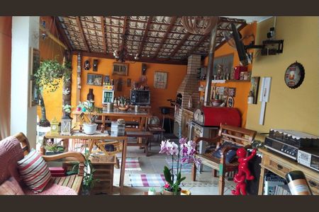 Casa à venda com 3 quartos, 180m² em Residencial Dois (Tambore), Santana de Parnaíba